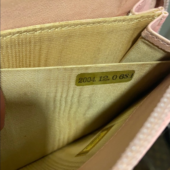 Chanel WOC - Picture 6 of 12